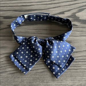 Navy and Tan Print Women’s Necktie